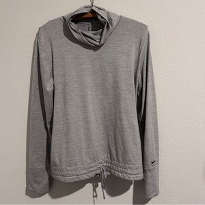 Nike Funnel Neck Long Sleeve Women’s Medium